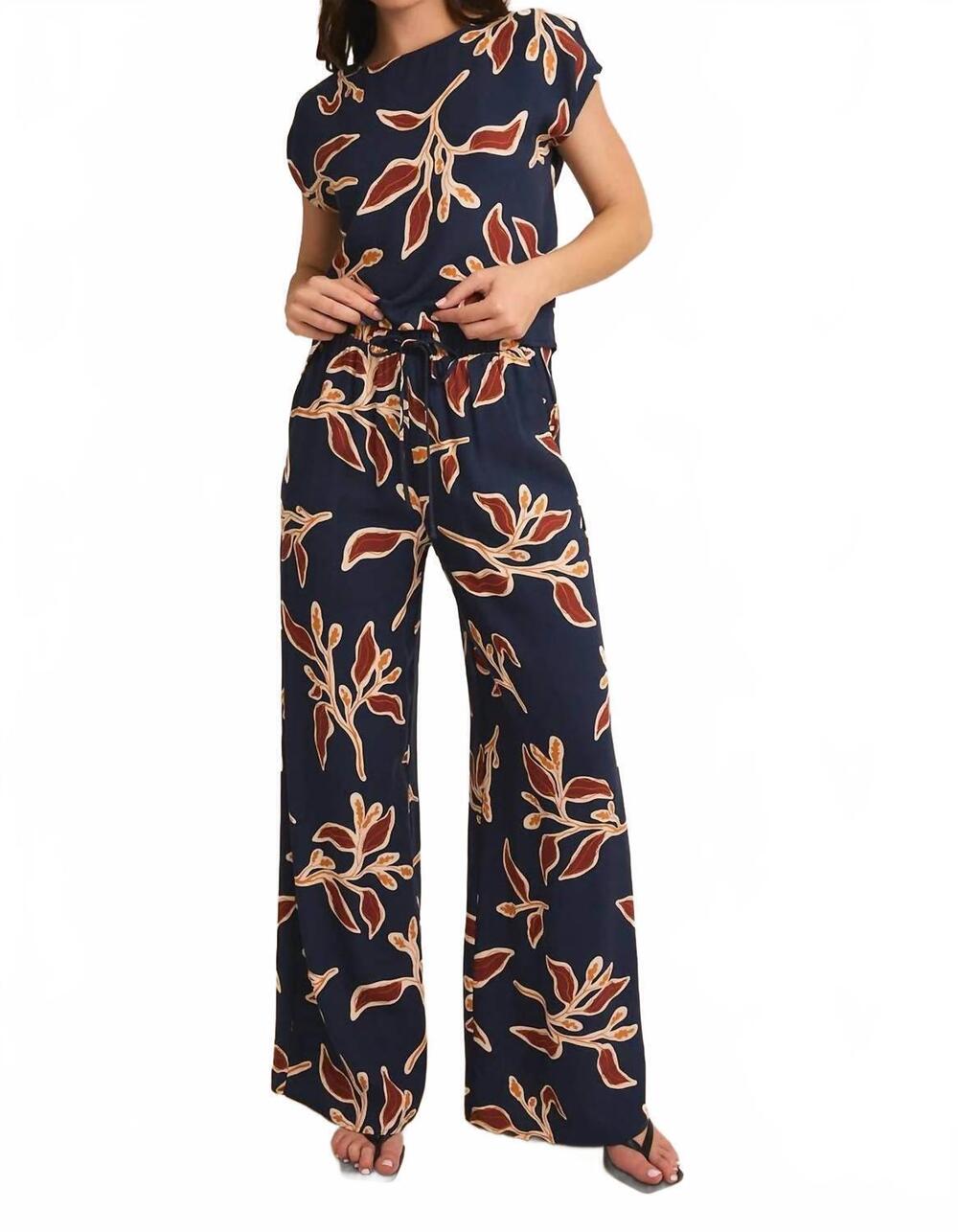 NEW GILLI botanic breeze pants in navy